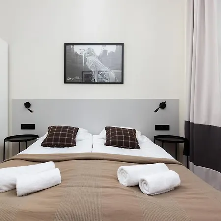 Appartement Gagarina By Renters Varsovie