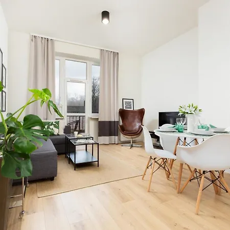 Gagarina By Renters * Warsaw