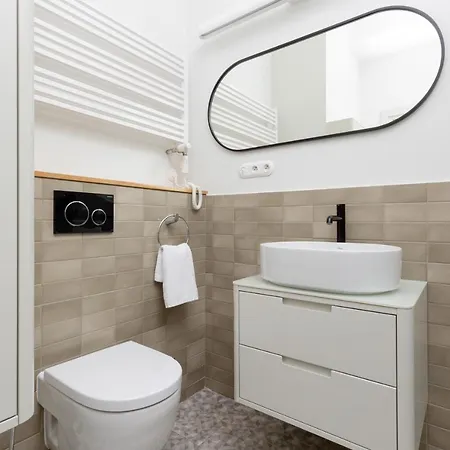 Apartamento Gagarina By Renters Varsóvia